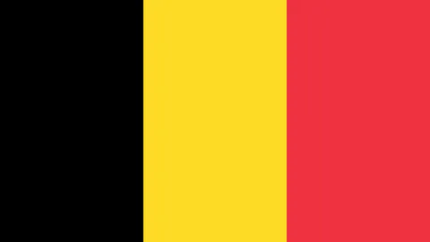 【独家快讯】莱切球星卡马尔达紧急右肩手术在即，预计休战三月，精彩回归待时日！